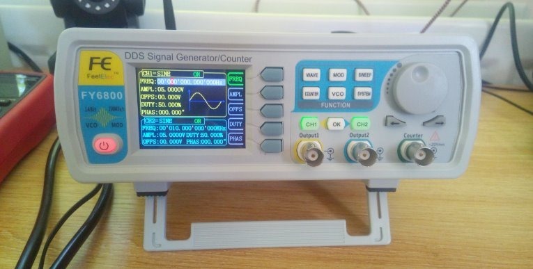 FeelTech FY6800 60MHz Function Arbitrary Waveform Pulse DDS Signal Generator 