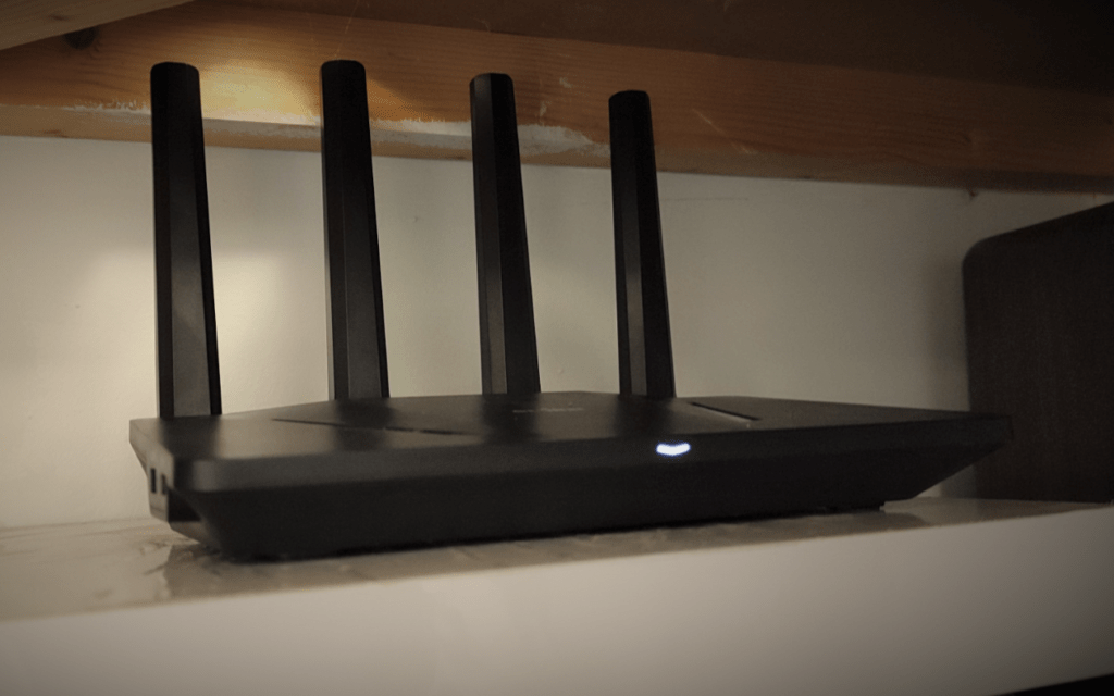 FLINT router from GL-iNET
